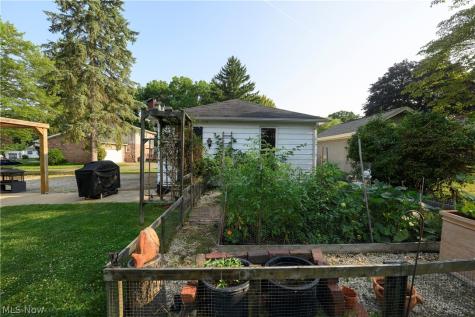 1283 Lipton Avenue SW North Canton OH 44720