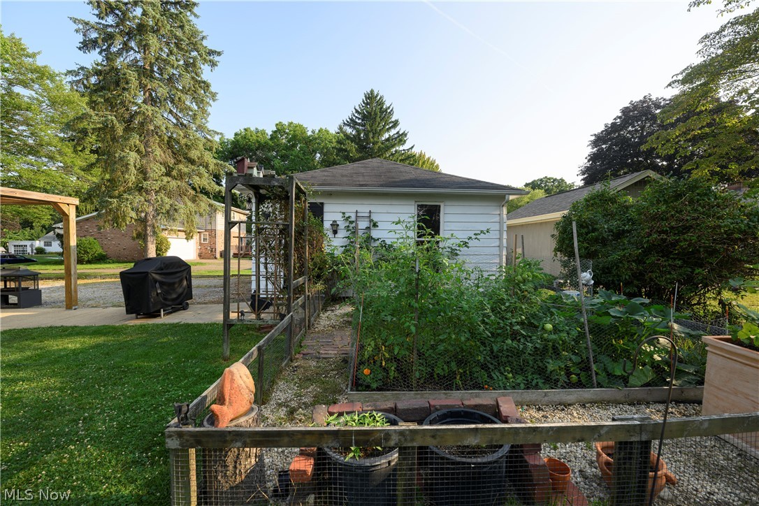 1283 Lipton Avenue SW North Canton OH 44720