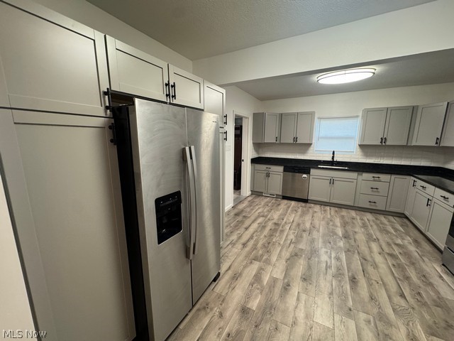 601 5th Street Struthers OH 44471