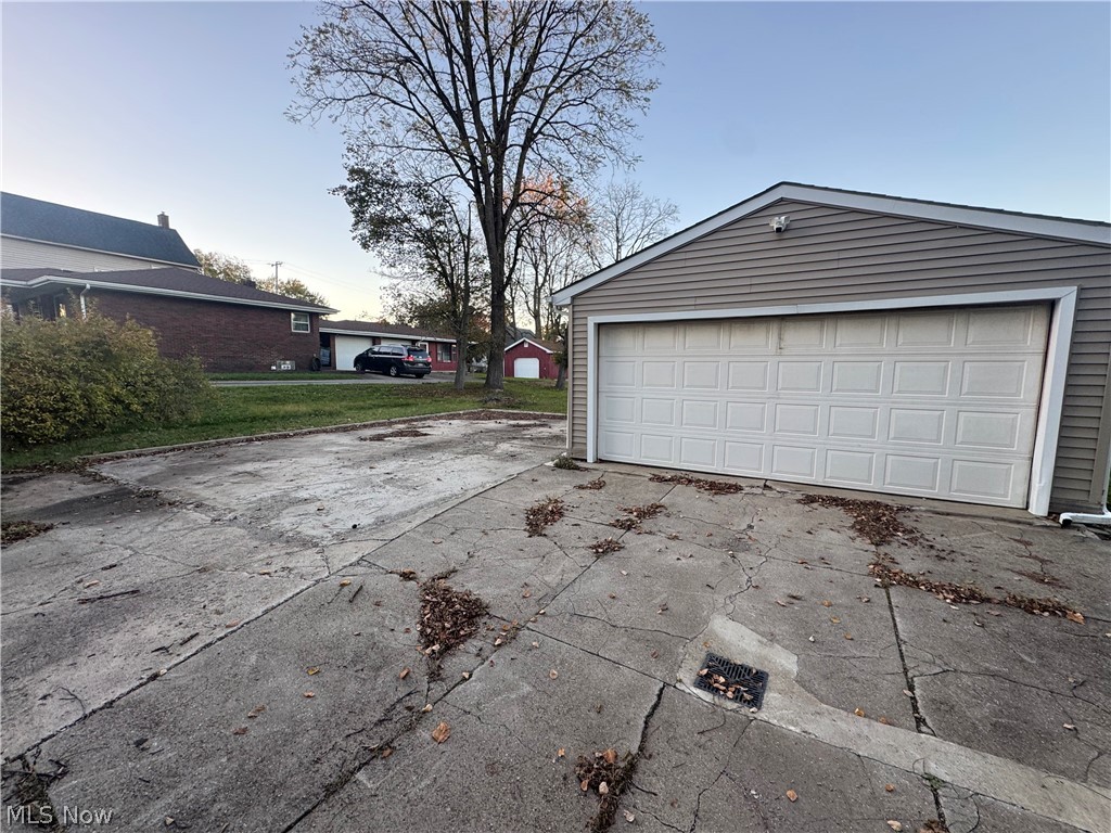 601 5th Street Struthers OH 44471