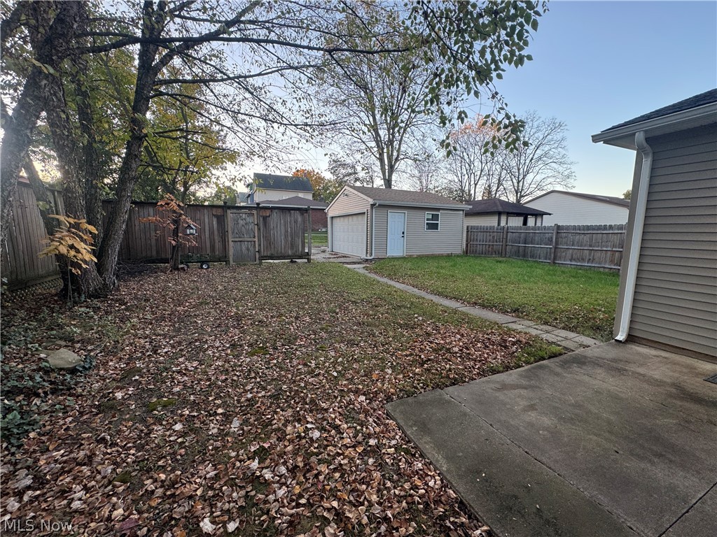 601 5th Street Struthers OH 44471