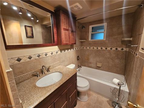 15413 Shirley Avenue Maple Heights OH 44137