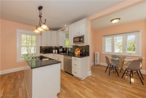2637 Wellington Road Cleveland Heights OH 44118