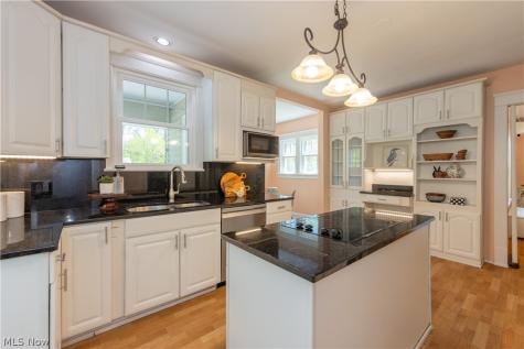 2637 Wellington Road Cleveland Heights OH 44118