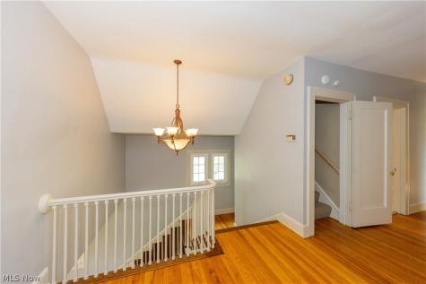 2637 Wellington Road Cleveland Heights OH 44118