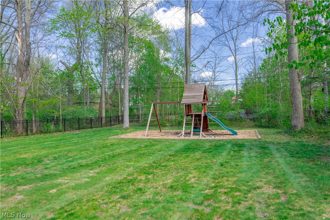 2637 Wellington Road Cleveland Heights OH 44118