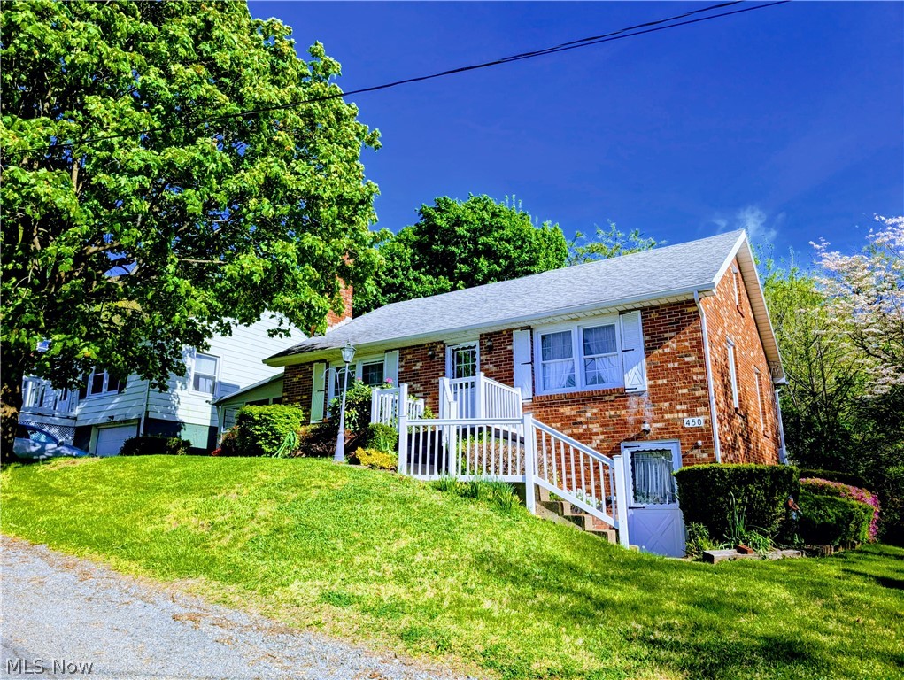 450 9th Avenue East Liverpool OH 43920