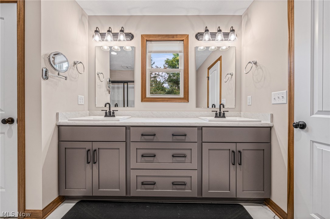 850 Eggleston Aurora OH 44202