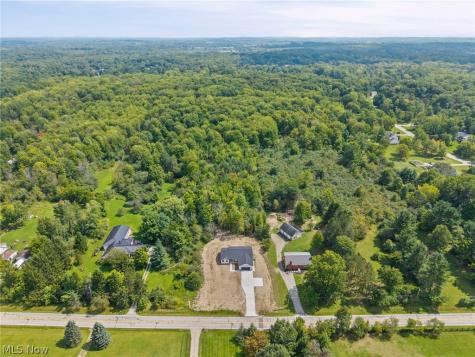 850 Eggleston Aurora OH 44202