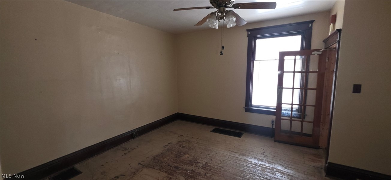 813 N 5th Street Toronto OH 43964
