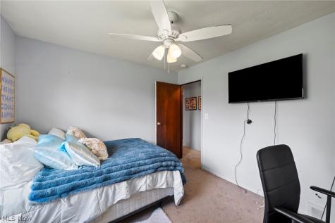 19740 Benbow Road Strongsville OH 44136