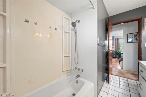 19740 Benbow Road Strongsville OH 44136