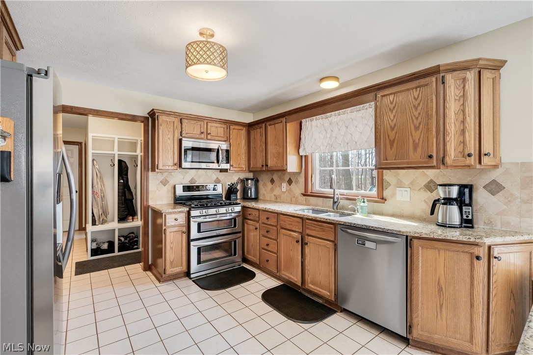 6408 Tara Drive Poland OH 44514