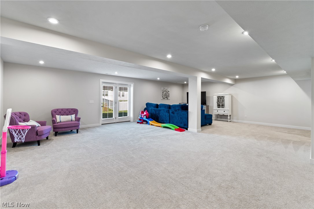 6877 Harrington Court Canton OH 44721