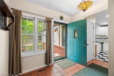 19347 Dorothy Avenue Rocky River OH 44116