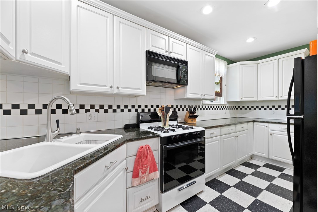 19347 Dorothy Avenue Rocky River OH 44116