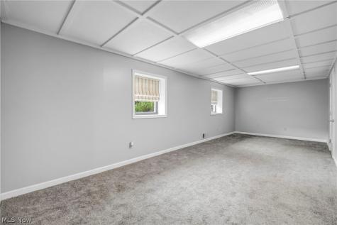 2190 Waterbury Drive Uniontown OH 44685
