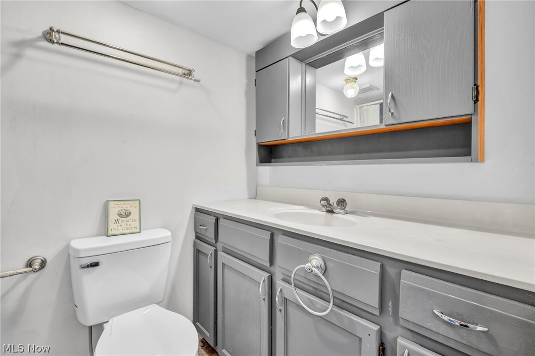 2190 Waterbury Drive Uniontown OH 44685
