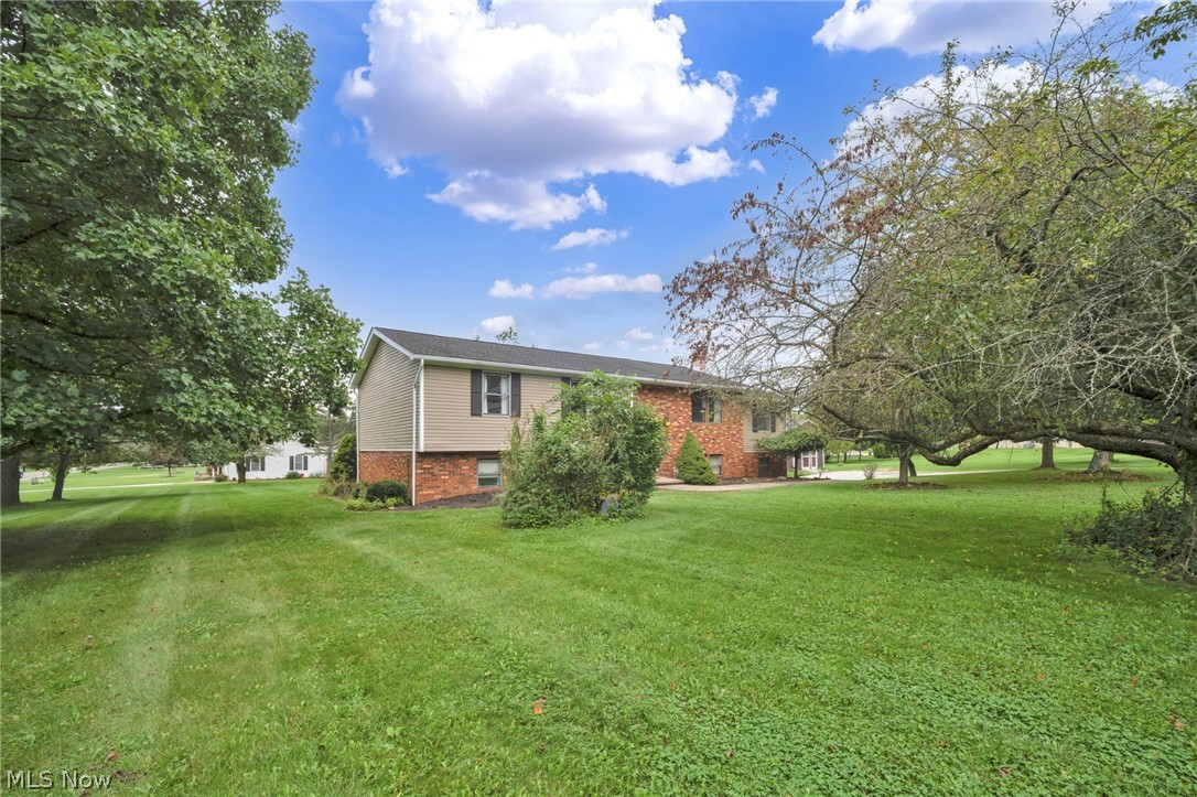 2190 Waterbury Drive Uniontown OH 44685