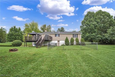 2190 Waterbury Drive Uniontown OH 44685
