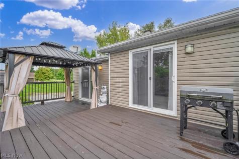 2190 Waterbury Drive Uniontown OH 44685