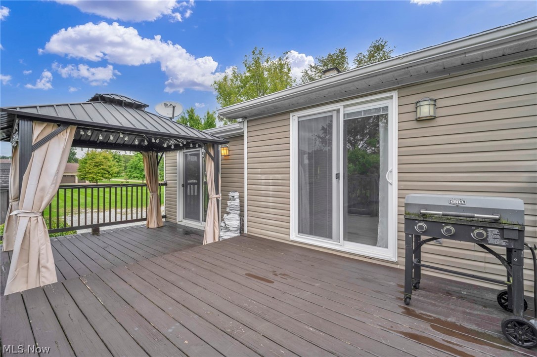 2190 Waterbury Drive Uniontown OH 44685