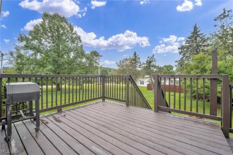2190 Waterbury Drive Uniontown OH 44685