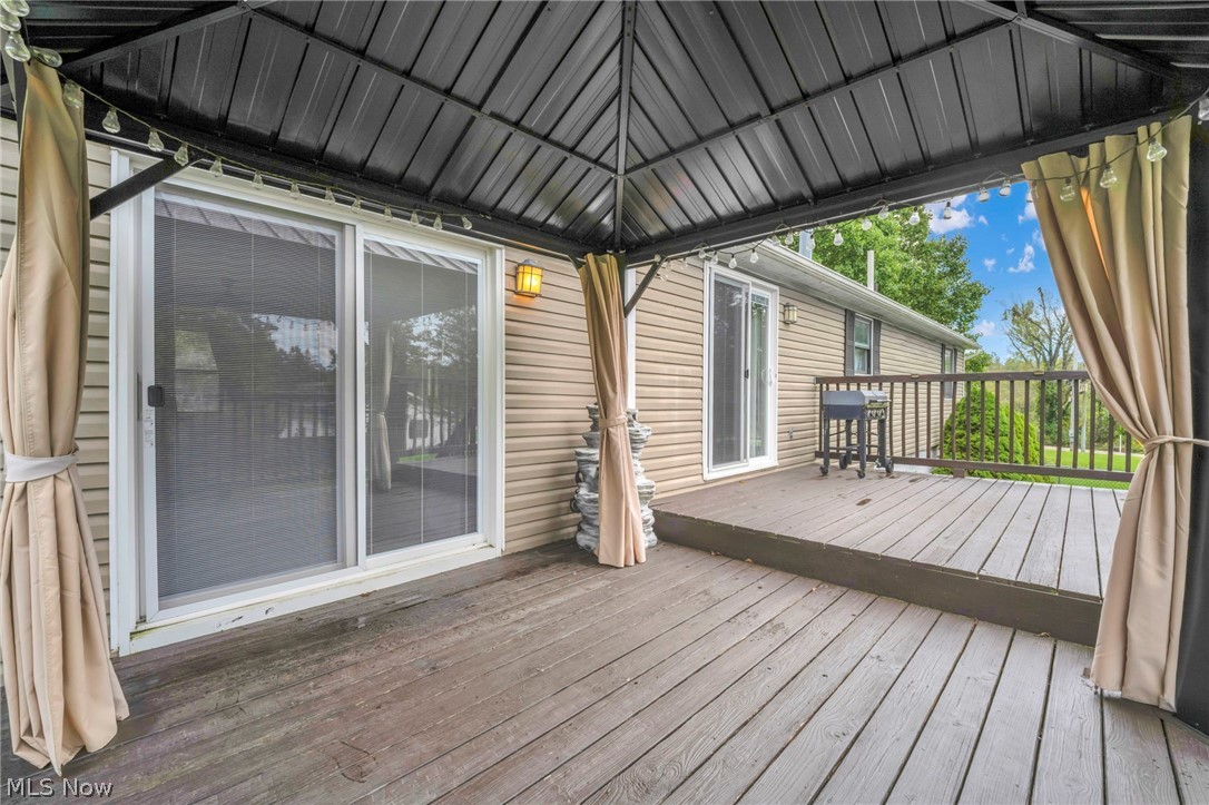 2190 Waterbury Drive Uniontown OH 44685