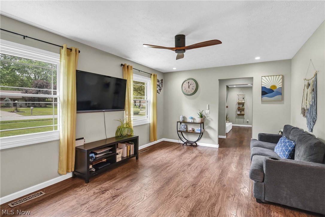 10773 Waterfall Road Strongsville OH 44149