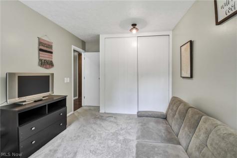 10773 Waterfall Road Strongsville OH 44149