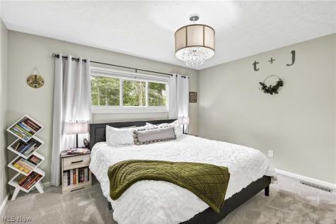 10773 Waterfall Road Strongsville OH 44149