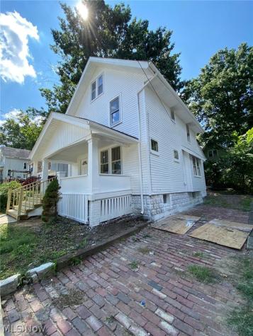 576 Kling Street Akron OH 44311