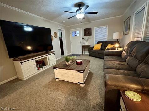 248 Pin Oak Circle Elyria OH 44035