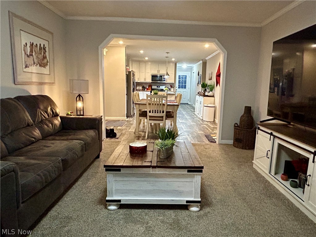 248 Pin Oak Circle Elyria OH 44035