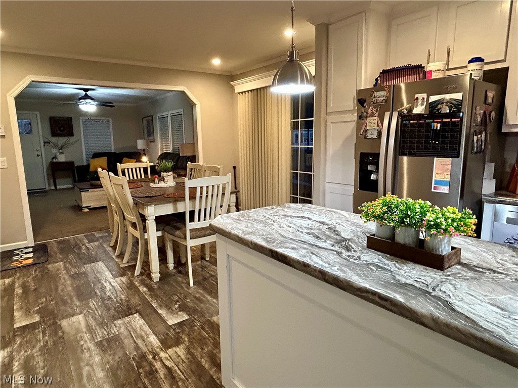 248 Pin Oak Circle Elyria OH 44035