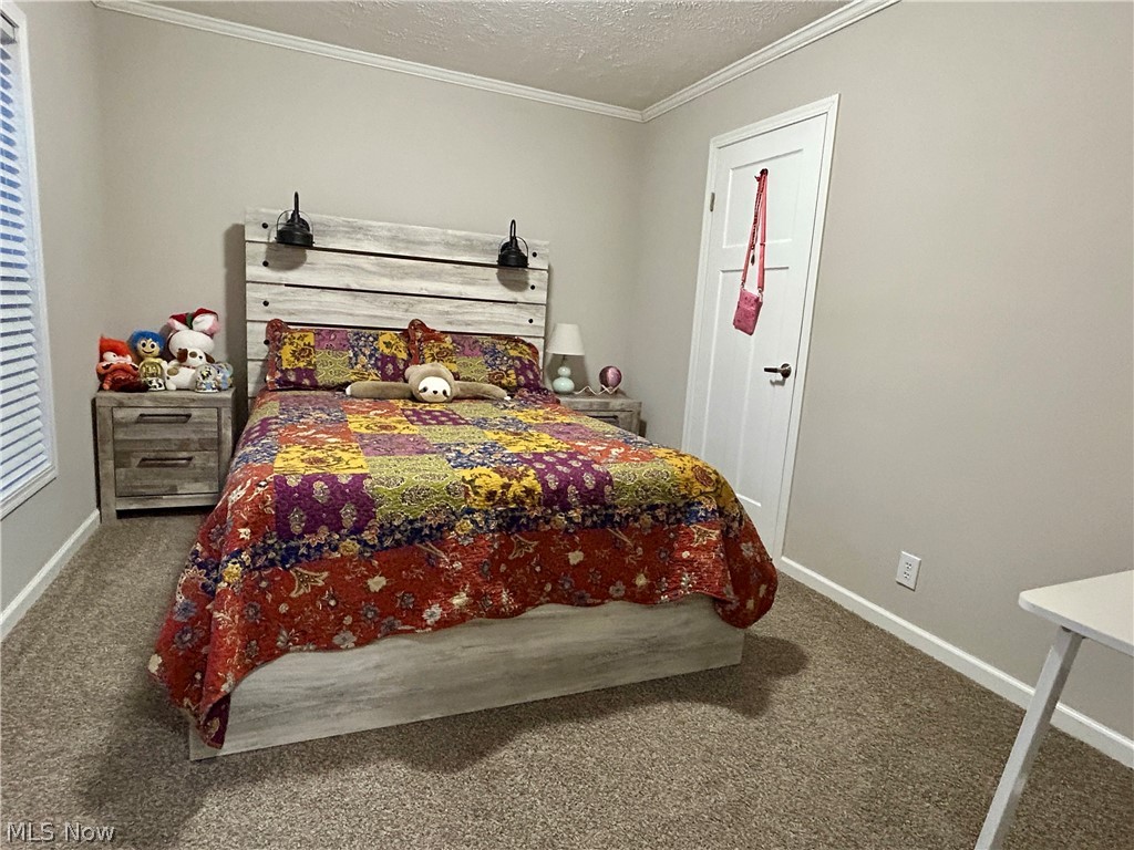 248 Pin Oak Circle Elyria OH 44035