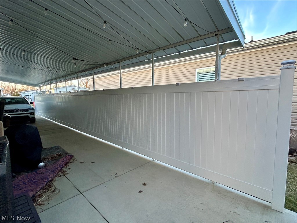 248 Pin Oak Circle Elyria OH 44035