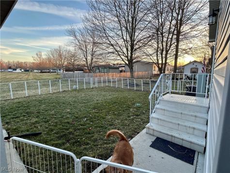 248 Pin Oak Circle Elyria OH 44035