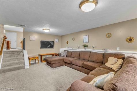 5983 Rosebelle Avenue North Ridgeville OH 44039