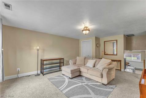 5983 Rosebelle Avenue North Ridgeville OH 44039