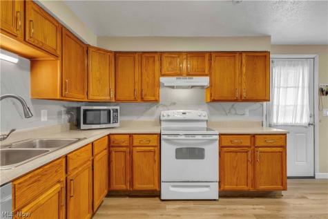 5983 Rosebelle Avenue North Ridgeville OH 44039