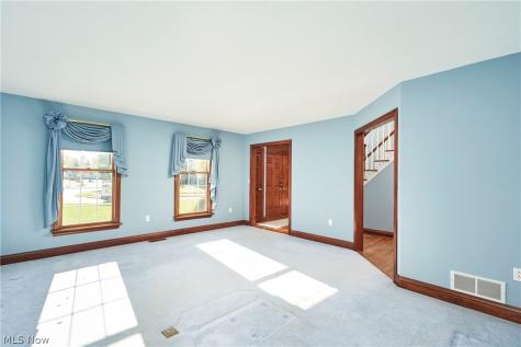 470 Augusta Drive Akron OH 44333