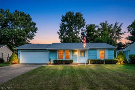 451 Greenwood Court Elyria OH 44035