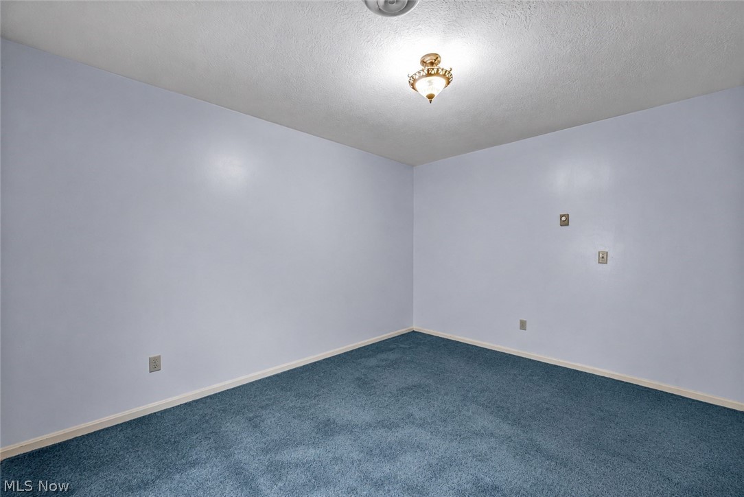 451 Greenwood Court Elyria OH 44035