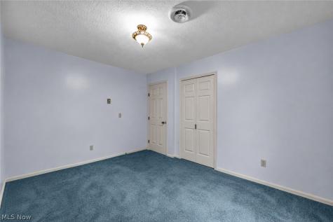 451 Greenwood Court Elyria OH 44035