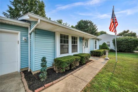 451 Greenwood Court Elyria OH 44035