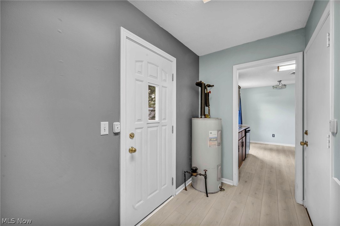 451 Greenwood Court Elyria OH 44035