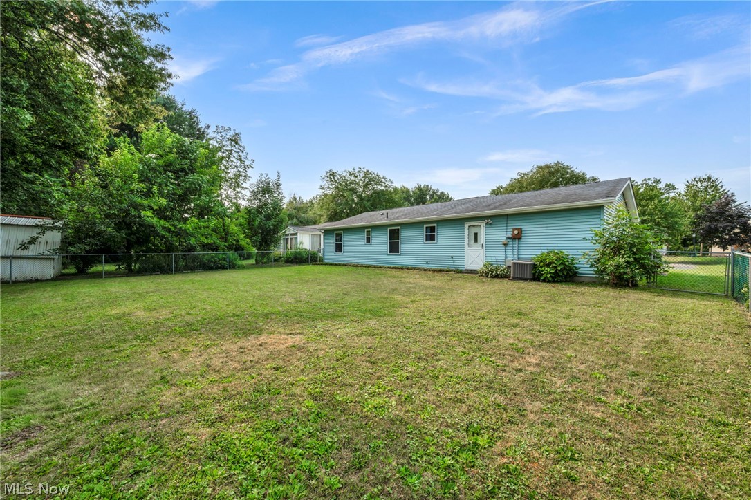 451 Greenwood Court Elyria OH 44035