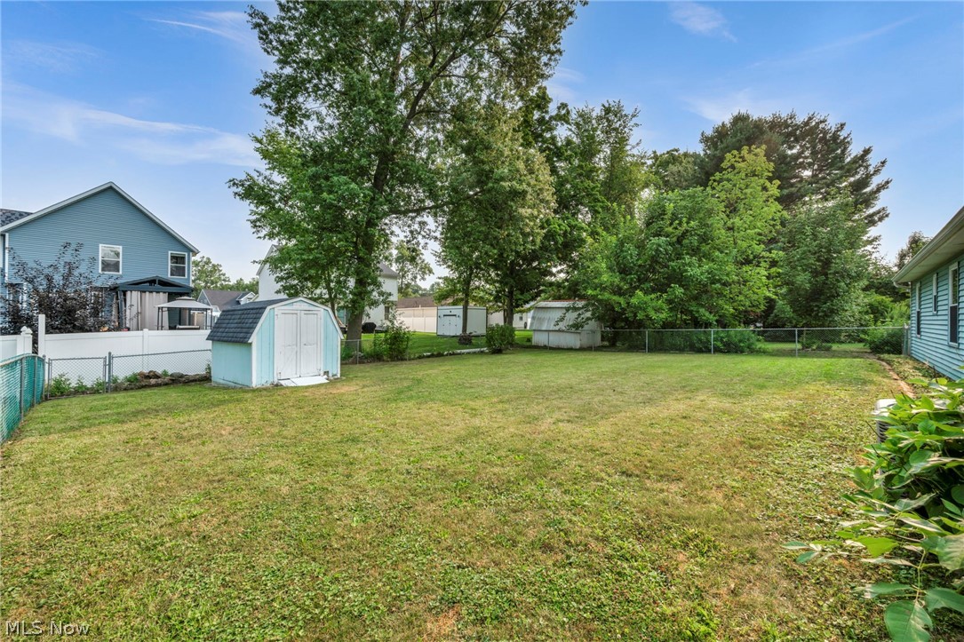 451 Greenwood Court Elyria OH 44035