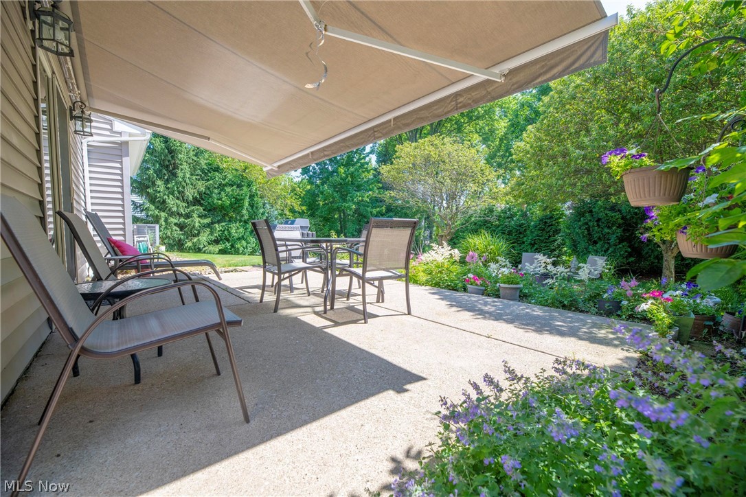 18211 Winchester Court Strongsville OH 44136